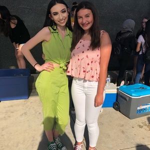 Meet your Posher, Abby